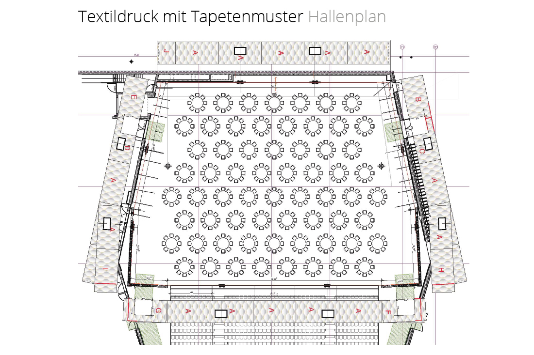 Werbetechnik in kuerzester Zeit installiert. Das brauch eine perfekte Planung. Die Raum-Groesse ist die eines ansehnlichen Hallenbads.